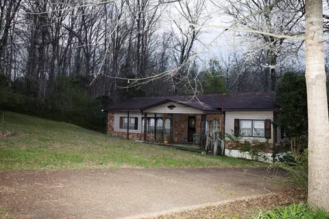 1040 Macon Wall Rd, Ashland City, TN 37015