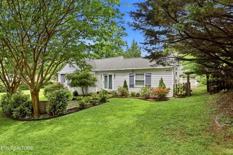 4061 Sequoyah Ave, Knoxville, TN 37919