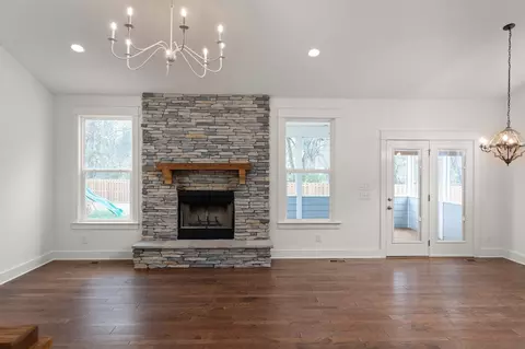 Living - 1226 Cotillion Dr, Murfreesboro, TN 37128 photo 2 of 2