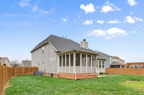 Exterior - 1226 Cotillion Dr, Murfreesboro, TN 37128 photo 3 of 5