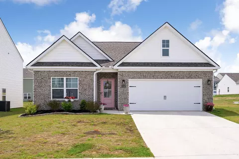 8534 Dewberry Dr, Ooltewah, TN 37363