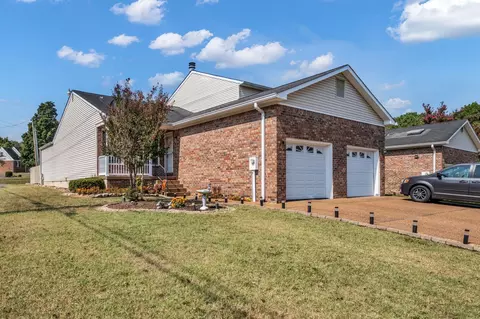 101 Sugar Maple N, Hendersonville, TN 37075
