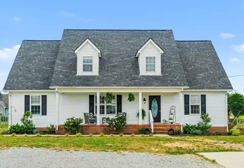 1961 Egypt Rd, Chapel Hill, TN 37034