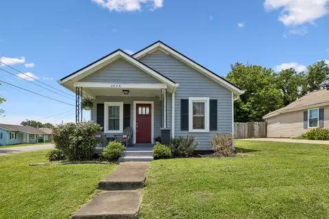 2806 Elliott Dr, Old Hickory, TN 37138