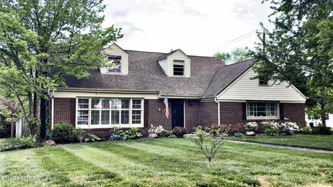 1628 Linda Ln, Maryville, TN 37803