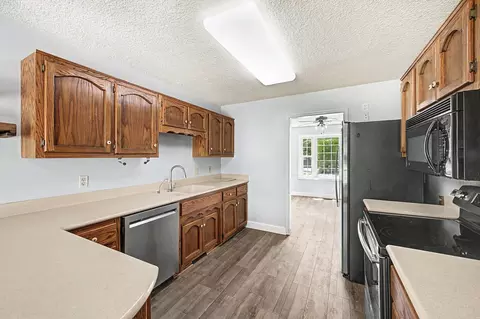 Kitchen - 308 Stonegate Dr, Franklin, TN 37064 photo 5 of 8