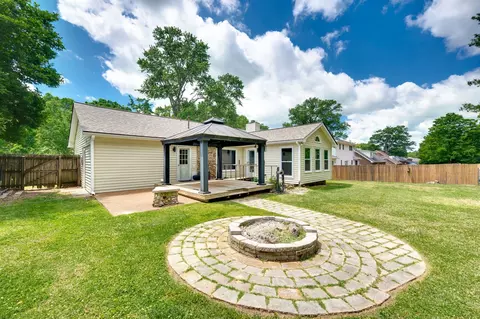 Exterior - 308 Stonegate Dr, Franklin, TN 37064 photo 8 of 19