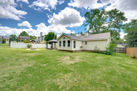 Exterior - 308 Stonegate Dr, Franklin, TN 37064 photo 14 of 19