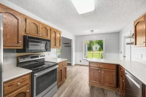 Kitchen - 308 Stonegate Dr, Franklin, TN 37064 photo 8 of 8