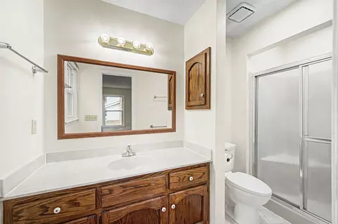 Bath - 308 Stonegate Dr, Franklin, TN 37064 photo 3 of 5