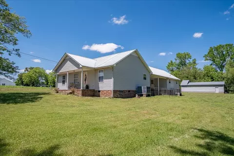 706 Tingle Trapp Rd, Lawrenceburg, TN 38464