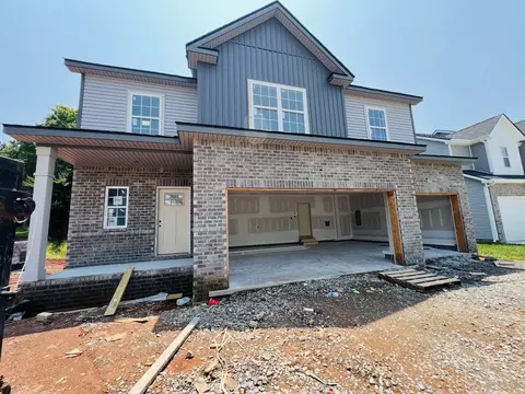 586 Pongracz Way, Clarksville, TN 37042