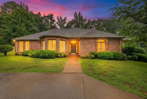 216 Patrick Dr, Dover, TN 37058