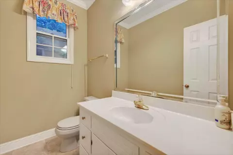 Bath - 216 Patrick Dr, Dover, TN 37058 photo 5 of 6