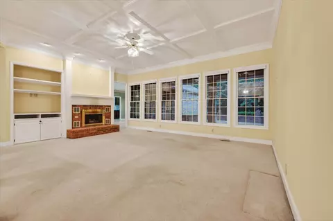 Living - 216 Patrick Dr, Dover, TN 37058 photo 1 of 6