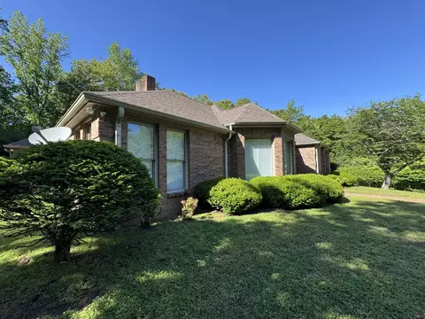 Exterior - 216 Patrick Dr, Dover, TN 37058 photo 13 of 14