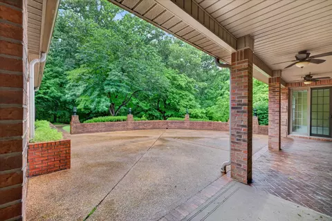 Exterior - 216 Patrick Dr, Dover, TN 37058 photo 3 of 14