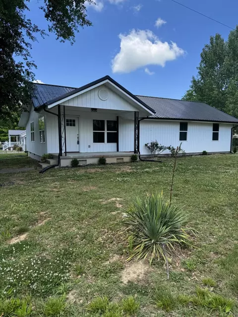 185 Carolina Ave, Delano, TN 37325