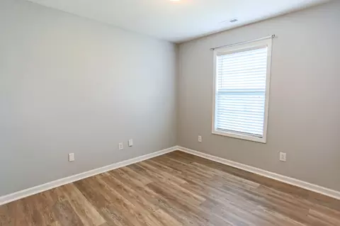 Bedroom - 4216 Birch Dr, Murfreesboro, TN 37129 photo 3 of 5