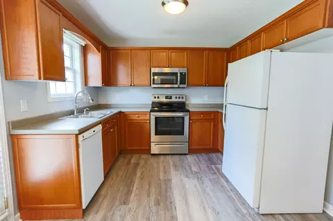 Kitchen - 4216 Birch Dr, Murfreesboro, TN 37129 photo 1 of 1