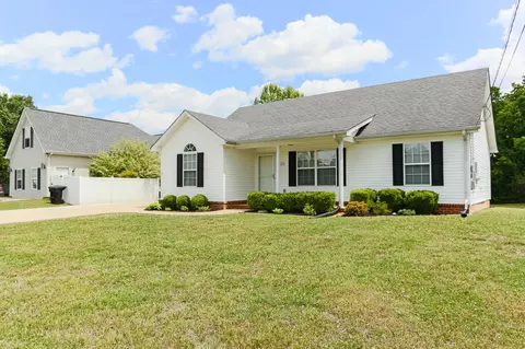 4216 Birch Dr, Murfreesboro, TN 37129