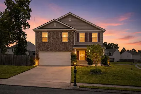 10 Dragoon Ct, Rossville, GA 30741