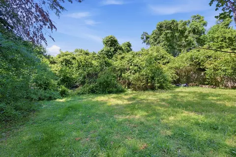 Exterior - 1440 E Cedar Ln, Madison, TN 37115 photo 6 of 7