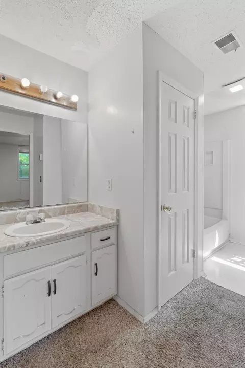 Bath - 1440 E Cedar Ln, Madison, TN 37115 photo 2 of 2