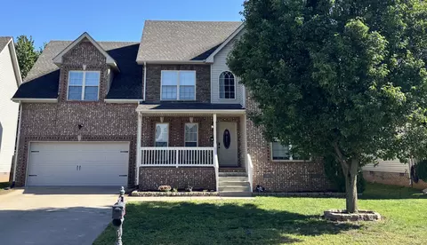 721 Cavalier Dr, Clarksville, TN 37040