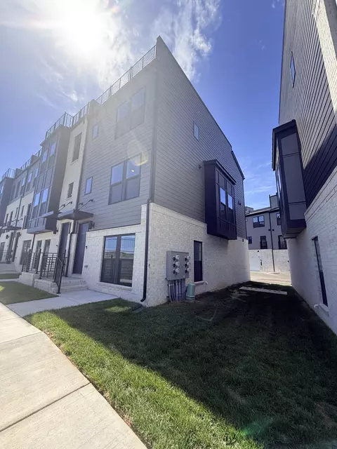 511 City Scape, Nashville, TN 37218