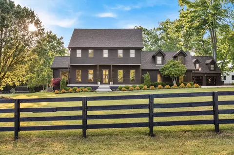 Exterior - 2031 Maple Ln, Franklin, TN 37067 photo 19 of 21