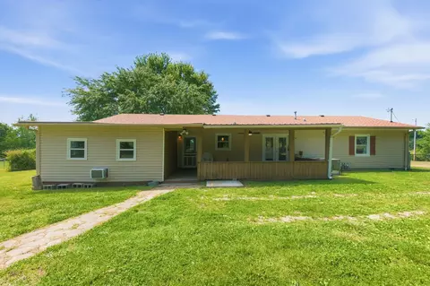 Exterior - 578 Murrell Rd, Dickson, TN 37055 photo 6 of 7