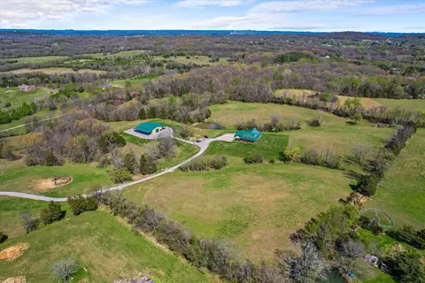 1661 Martha Leeville Rd, Lebanon, TN 37090