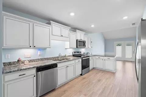 Kitchen - 2044 Alysheba Run, Murfreesboro, TN 37128 photo 1 of 1