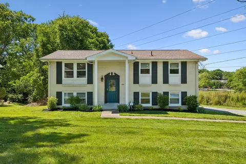632 Larchwood Dr, Nashville, TN 37214