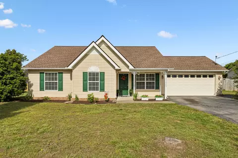 1621 Joel Dr, Columbia, TN 38401