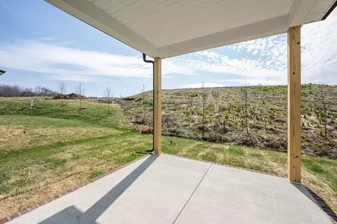 Exterior - 205 E Millbrook Dr, Spring Hill, TN 37174 photo 4 of 4