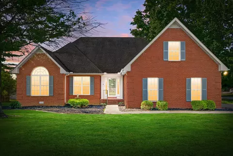 502 Forrest Pointe Dr, Murfreesboro, TN 37130