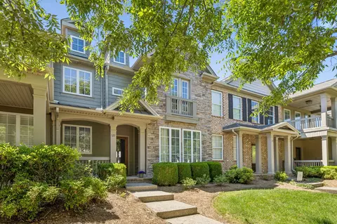 127 Pennystone Cir, Franklin, TN 37067