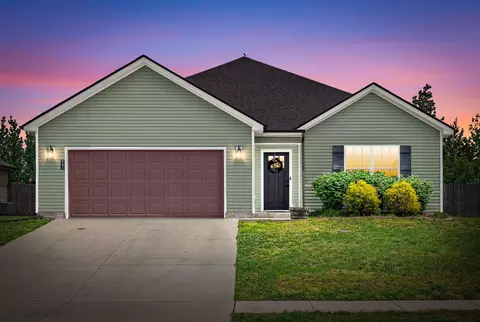 741 Tidwell Dr, Clarksville, TN 37042
