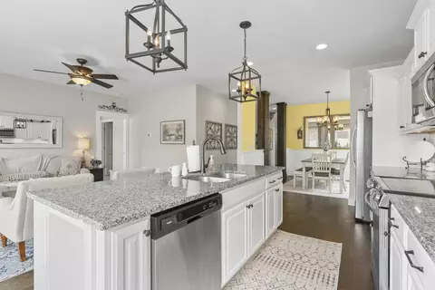 5543 Stonefield Dr, Smyrna, TN 37167