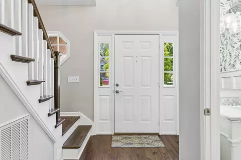 Entry Way - 3219 Chad Ct, Murfreesboro, TN 37129 photo 3 of 8