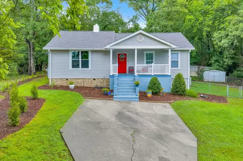 223 Ivy St, Rossville, GA 30741