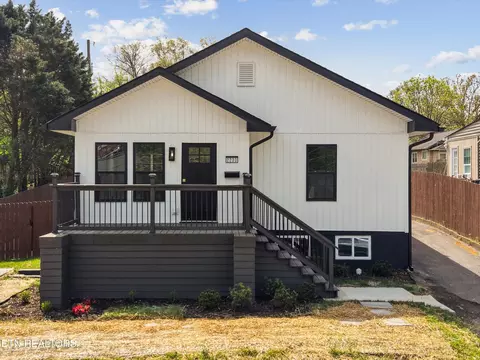 2230 Coker Ave, Knoxville, TN 37917