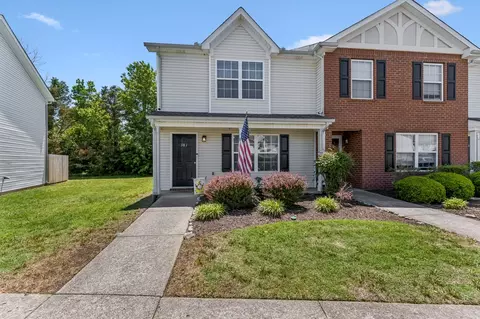 381 Shoshone Pl, Murfreesboro, TN 37128