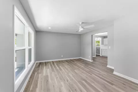 1307 Diana St, Murfreesboro, TN 37130