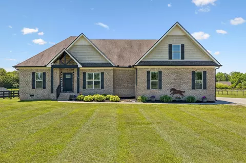 1357 Neil Rd, Chapel Hill, TN 37034