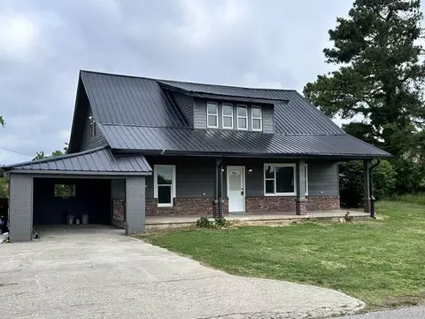 299 Tom Beasley Rd, Westmoreland, TN 37186