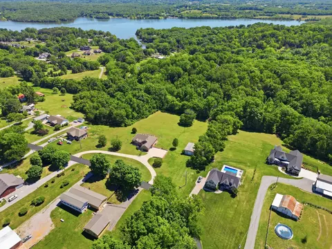 980 Riverview Rd, Mount Juliet, TN 37122