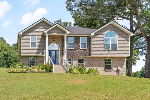 3771 Chapel Hill Rd, Clarksville, TN 37040